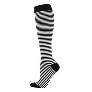 Chaussettes de sport personnalisées en gros pour hommes et femmes, haute qualité, respirantes, avec logo sur le revers, pour le football, faible MOQ - Product Image 1