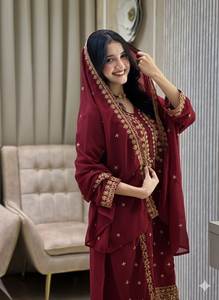 Robe ethnique pour femmes brodée personnalisable, ensemble de 3 pièces, collection de qualité d'exportation - Product Image 2