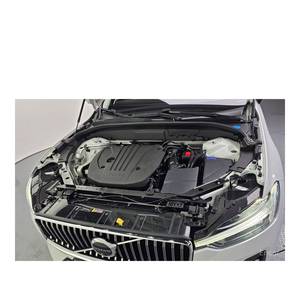 Volvo XC60 B5 2024, Ultra Brillante, Volante a la Izquierda, Caja de Cambios Automática, Asientos de Cuero, Cámara Trasera, Solo 9,739 Km! - Product Image 5