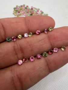 Lot de 34 carats de tourmaline naturelle multicolore ronde taille brillant de 4 mm provenant des mines africaines pour la fabrication de bijoux par Zehra Gems Jewellery - Product Image 2