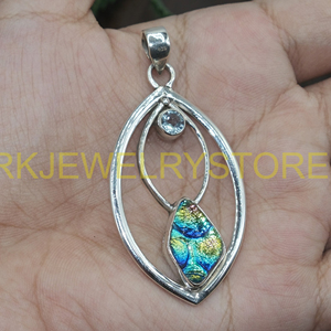 Colgante artesanal de plata de ley 925 con amolita y topacio azul, forma de gota marquise, joyería artesanal bohemia, regalo para mujer, diseño único. - Product Image 4