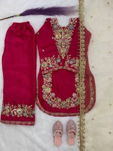 Salwar Kameez Pakistaní para Niñas, Bordado Floral, Traje de Diseñador de 3 Piezas con Dupatta para Eid, Bodas y Fiestas, Atuendo Étnico - Product Image 4