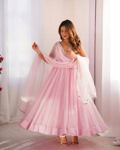 Ensemble Anarkali rose en georgette avec broderie miroir, bordure en dentelle, dupatta et pantalon pour femme, tenue de soirée - Product Image 1
