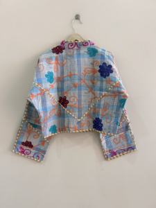 Veste courte pour femme, style bohème, en tissu kantha brodé à la main, style indien. - Product Image 6