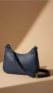 Sacs à main pour femmes en cuir véritable légers et durables avec logo personnalisé, fermeture éclair, bandoulière imperméable, vente chaude, fabriqués au Pakistan - Product Image 4