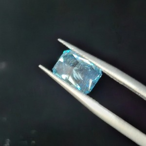 Diamante Cultivado en Laboratorio CVD, Certificado IGI, 3.5CT, Esmeralda Azul Fantasía, SI1, Corte Excelente 3EX, para Mayoristas y Importadores de Diamantes - Product Image 2