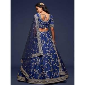 Hilo azul bordado arte vestido de novia de seda agradable Lehenga Choli con trabajo de bordado único - Product Image 1