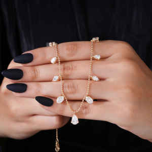 Colgante de Diamante Cultivado en Laboratorio con Corte Marquesa Ovalado y Pera, Plata de Ley S925, Chapado en Oro Amarillo, Lujo, 9 Piezas, Claridad EF - Product Image 5