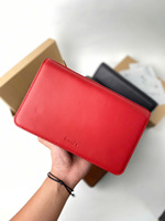 Dompet Panjang Kulit Asli Ramah Lingkungan Beena dengan Ritsleting Ganda Desain Minimalis Mewah Sederhana untuk Penggunaan Sehari-hari Unisex