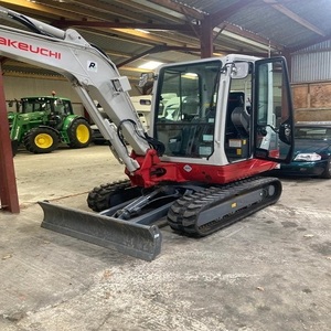Miniexcavadora Takeuchi Duradera que Ofrece un Rendimiento de Excavación Consistente, una Estructura Robusta, Fácil Control y Versatilidad - Product Image 4