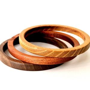 Brazalete de Madera Natural Grueso Hecho a Mano, Pulsera de Madera Redondeada, Joyería Estilo Boho, Accesorio de Moda Artesanal DIY - Product Image 6