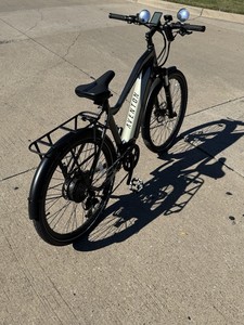 Bicicleta Eléctrica Urbana de Alto Rendimiento Ave Nivel 1 - Verde Arcilla - Product Image 3