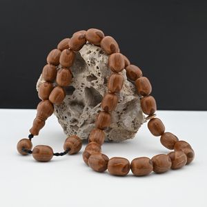 Tasbih mala de madera natural para oración, cuentas hechas a mano, ideal para meditación, devoción y adoración por Tradebyd - Product Image 1