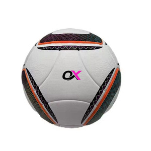 Ballon de football de taille 5 de haute qualité Oxva Industries, en cuir PU, logo personnalisé, léger, écologique, haute rétention d'air - Product Image 6