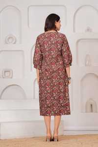 Robe midi évasée en coton à imprimé floral, manches longues, taille naturelle, détail froncé, col rond, décontractée, pour la maternité au quotidien - Product Image 5