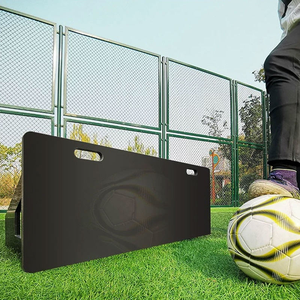 <span class=keywords><strong>Planche</strong></span> d'entraînement de football pliable en HDPE, une <span class=keywords><strong>planche</strong></span> de rebond pour la capture de ballons et la pratique du jeu de jambes en extérieur - Product Image 3