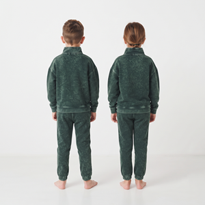 Conjunto Deportivo Unisex Personalizado al por Mayor para Niños, Sudadera y Pantalones Deportivos de Algodón Lavado con Ácido en Color Sólido a la Moda - Product Image 4