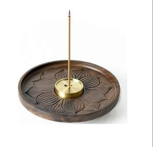 Porta Incienso de Madera y Latón con Diseño Floral para el Hogar, Templo, Aromaterapia, Meditación, Hecho a Mano - Product Image 1