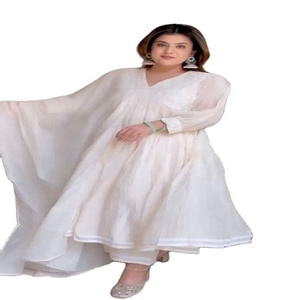 Costume Anarkali en coton de qualité indienne pour femmes, vêtements ethniques à bas prix pour vêtements de mariage au prix de gros de l'Inde - Product Image 1