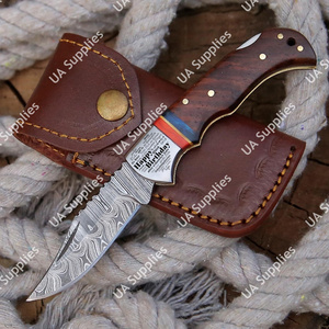 Couteau de poche pliant de survie en plein air en acier Damas forgé à la main avec manche en bois, support ODM OEM - Product Image 4