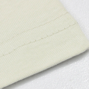 Camiseta de cuello redondo para hombre, 100% algodón de tejido fino, ideal para usar en capas o sola, adecuada para actividades al aire libre y ocio. - Product Image 3