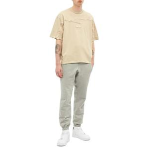 Camiseta oversized de moda con hombros caídos y tacto suave de primera calidad, diseñada para atuendos casuales que marcan tendencia. - Product Image 6