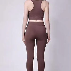 Conjuntos de Yoga para Mujer de Secado Rápido, Transpirables, Elegantes, Nuevo Diseño, Casuales, para Gimnasio, Conjuntos de Fitness para Yoga, Talla OEM - Product Image 4