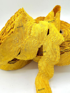 Ribete Metálico Ondulado con Bordado Dorado, Borde Decorativo para Prendas y Disfraces, Cinta Metálica Dorada - Product Image 5