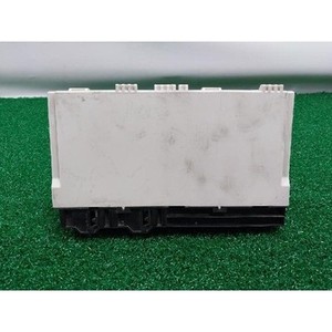 ECU และโมดูลคอมพิวเตอร์มือสองสำหรับรถยนต์ซีรีส์ 3 รุ่น 9221861 - Product Image 2