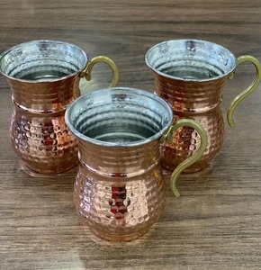 Mug en cuivre pur avec couvercle, finition martelée, tasse à boire en cuivre, mug à eau ayurvédique, verre Tambra traditionnel pour la maison - Product Image 5
