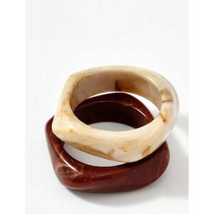 Bracelets en résine et en bois de qualité supérieure, élégants accessoires de bijouterie pour collections - Product Image 1