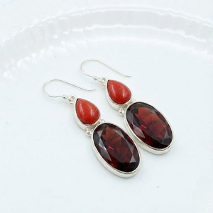 Boucles d'oreilles pendantes pour femmes en argent sterling 925 massif, faites à la main, avec plusieurs pierres précieuses, serti clos, grenat rouge et corail - Product Image 3