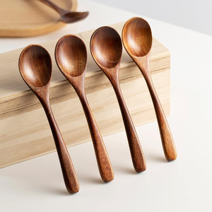 Cuillère en bois massif naturel, best-seller, ustensile de cuisine durable pour la cuisson et le service, idéale pour la maison et la cuisine. - Product Image 4