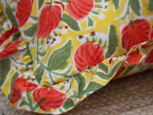 Housse de coussin artisanale moderne bohème en coton à volants, imprimé floral indien, pour la maison et l'hôpital, luxe, avec franges et volants - Product Image 5