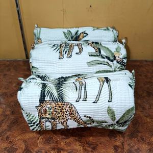 Pochette de maquillage matelassée 100 % coton, design tendance, réutilisable, légère, multifonctionnelle, écologique, avec fermeture éclair, pour ensemble de sacs - Product Image 6