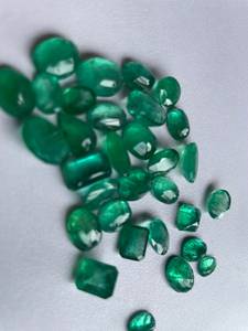 Lot de pierres précieuses en émeraude naturelle facettées, collection d'émeraudes vertes de qualité supérieure pour la fabrication de bijoux - Product Image 4