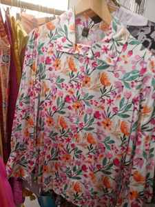 Blusa Túnica con Estampado de Puntos de Alta Calidad, Camisa Henley de Manga Larga de Inspiración Vintage, Ropa de Fiesta con Mangas Abullonadas de Satén para Mujeres y Niñas - Product Image 4