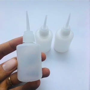 Wholesale 502 Super <b>Glue</b> <b>Strong</b> and Durable 55% Concentration Multi-Purpose Industrial Adhesive Made in Vietnam - Product Image 1