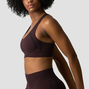 Vente en gros de vêtements de sport pour femmes : Débardeur de sport, Ensemble de yoga, Soutien-gorge de sport dos nageur (col en U, dos en Y), Vêtements d'été unis pour le fitness, Service OEM - Product Image 4