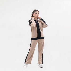 Nardon Apparel Conjunto de chándales de mujer hechos a medida, chándales de manga larga de alta calidad de color de contraste para mujer por Elegant Sports - Product Image 3