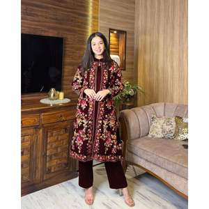 Conjunto de Traje de Mujer de Diseñador con Bordado Cachemir - Product Image 3