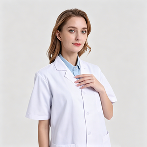 Bata de laboratorio hospitalaria unisex blanca tejida de manga corta con 3 bolsillos, cierre a presión, detección de agujas, fusión sin costuras, marca personalizada - Product Image 3
