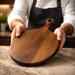 Planche à découper artisanale en acacia, durable, résistante au lave-vaisselle, pour la préparation et le service en cuisine, idéale pour la cuisine à domicile et les restaurants - Product Image 4