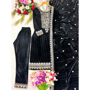 Ensembles pour femmes de créateurs - Haut en velours élégant et dupatta pour les occasions spéciales - Product Image 1