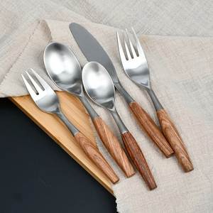 Ensemble de couverts biodégradables en acier inoxydable, cuillère, fourchette, couteau, ustensiles écologiques pour la restauration, les fêtes et les mariages - Product Image 6