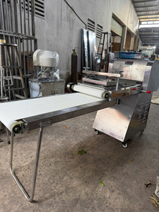 Horno Rotatorio Automático Multifuncional de Alta Gama Minh Tam MV2BT Eléctrico 220V/380V 750W con 8 Bandejas y Protección Contra Sobrecalentamiento - Product Image 2