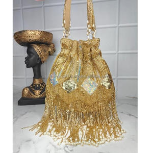 Sac Potli Classique Indien Traditionnel en Daim Souple avec Pompon et Broderie Miroir pour Femme – Sac à Main de Soirée, Pochette de Mariage, Sac Décontracté - Product Image 3