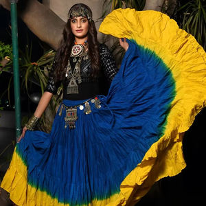 Falda Maxi Bohemia de Rayón con Estampado Tie-Dye para Mujer, Falda Larga y Fluida Estilo Gitano, Multicolor Ombre, Ropa para Festivales - Product Image 1