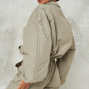 Ensemble survêtement personnalisé surdimensionné avec fermeture éclair, en Spandex/Nylon plissé respirant, deux pièces (sweat-shirt et pantalon de survêtement) pour femme, coupe-vent - Product Image 5