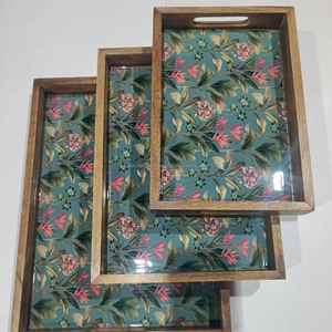 Bandeja de madera MDF esmaltada Art Deco con asas de madera de bambú para servir frutas, café, té, desayuno, alimentos en bodas y fiestas - Product Image 1